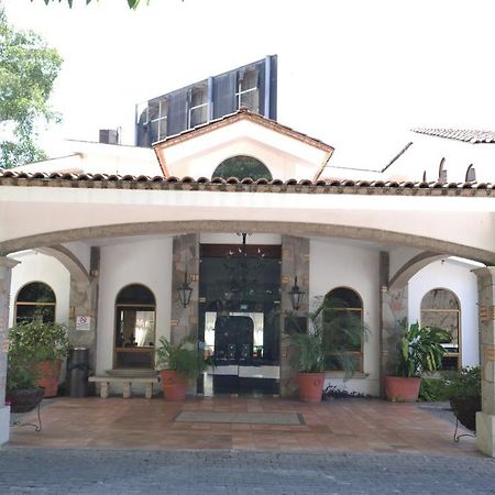 Hotel Hacienda Las Higueras Tepic Bagian luar foto