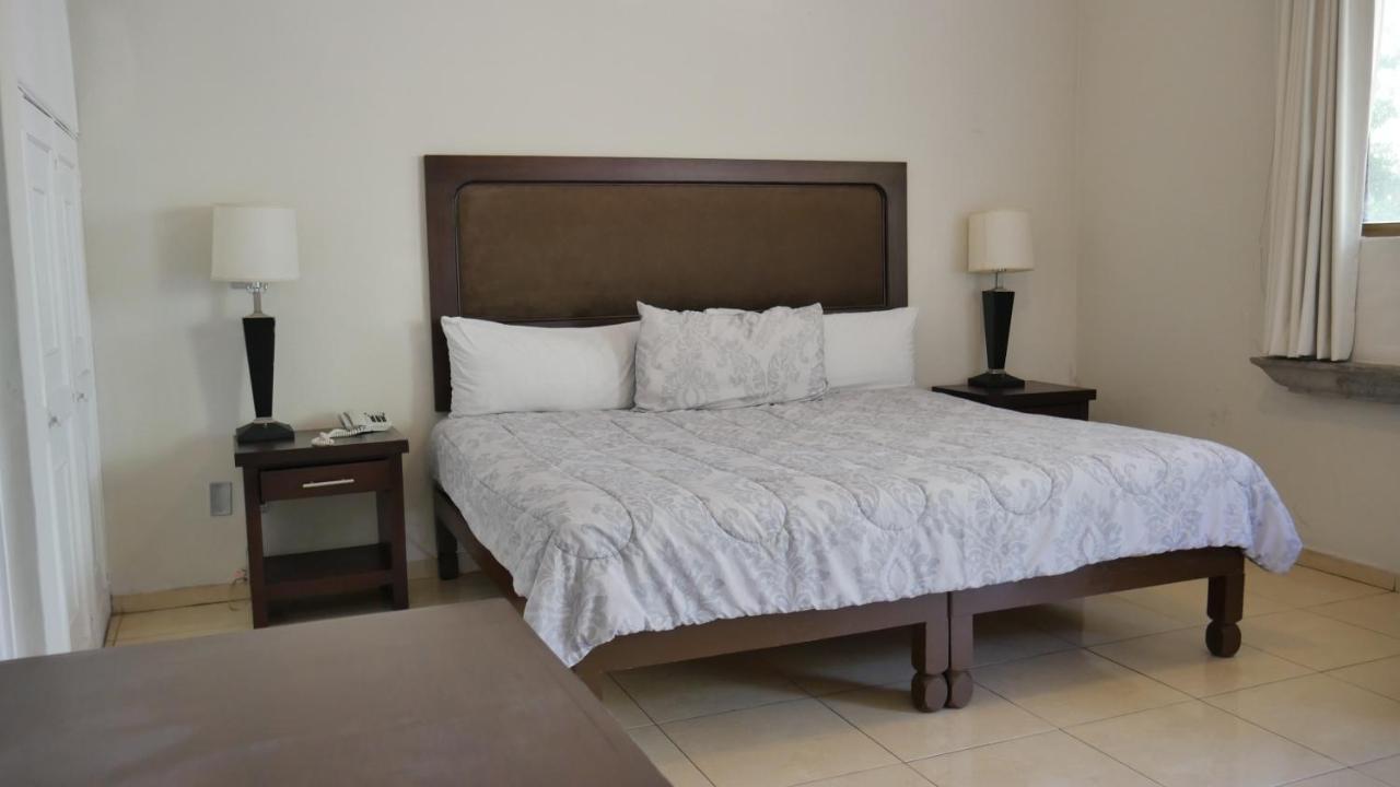 Hotel Hacienda Las Higueras Tepic Bagian luar foto